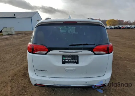 2020 Chrysler Pacifica Touring L z USA, uszkodzony, nr VIN 2C4RC1BG5LR285903